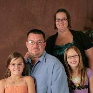 Meet your Posher, Kenute